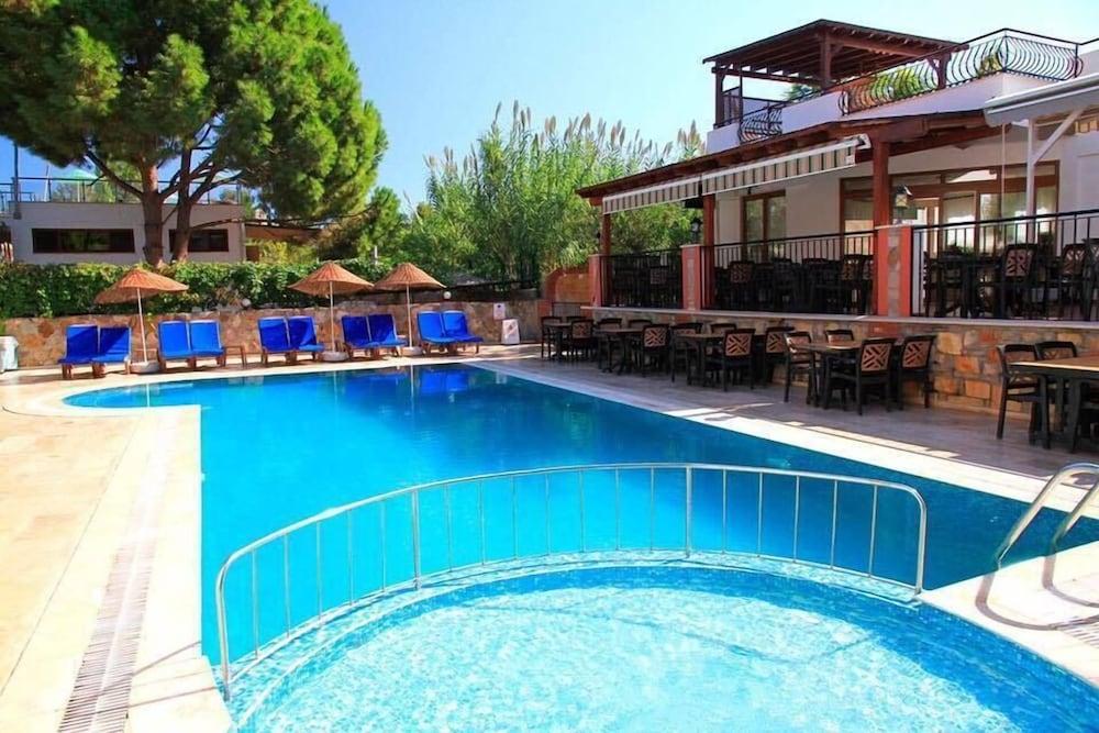 Kriss Otel Ortakent Buitenkant foto