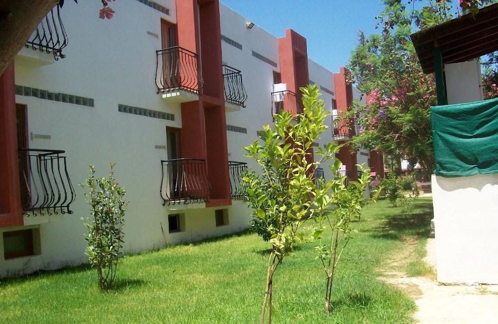 Kriss Otel Ortakent Buitenkant foto