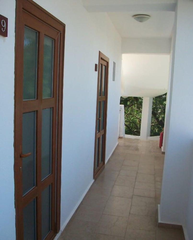 Kriss Otel Ortakent Buitenkant foto