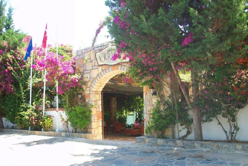 Kriss Otel Ortakent Buitenkant foto