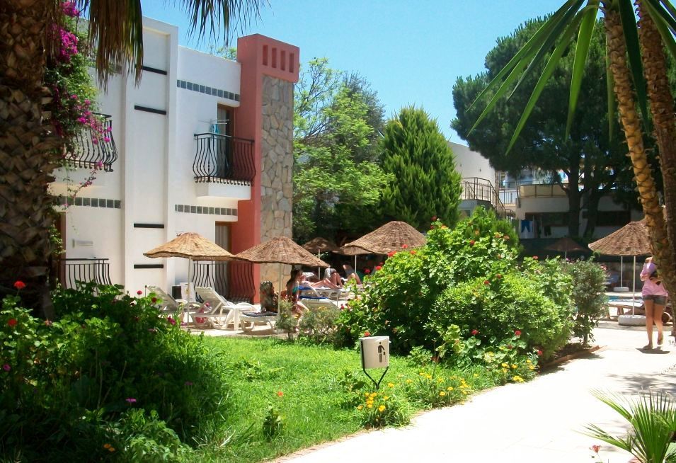 Kriss Otel Ortakent Buitenkant foto