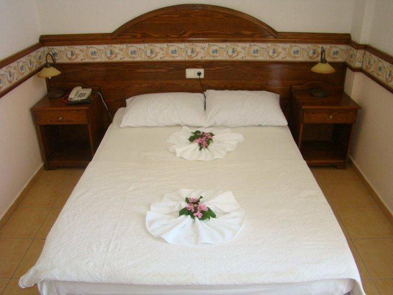 Kriss Otel Ortakent Buitenkant foto